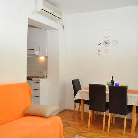 Room Ljuba Макарска Экстерьер фото
